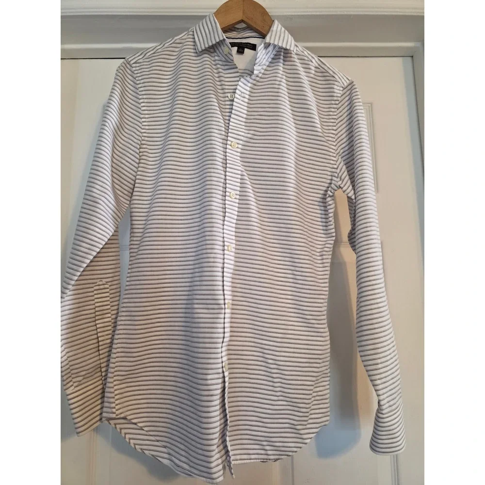 Banana Republic Mens Tailored Slim Fit Non-Iron Striped Button Down Shirt Small